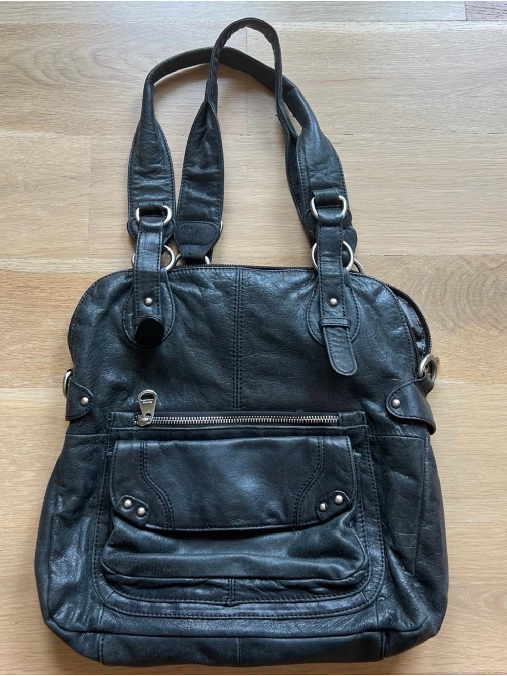 Black Leather Perlina New York Shoulder Bag
